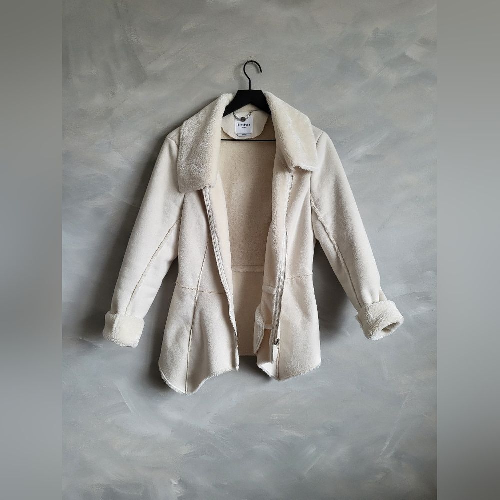 BEBE FAUX SUEDE FAUX SHEARLING Afghan Style Cream Jacket Size M